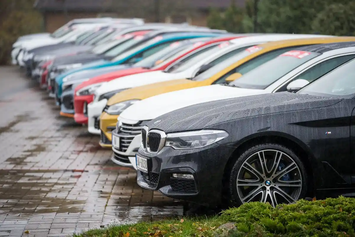Checklist for smooth car rental planning